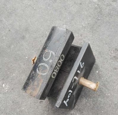 Front engine support pad-2