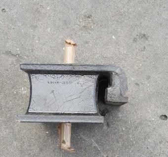 Front engine support pad-3