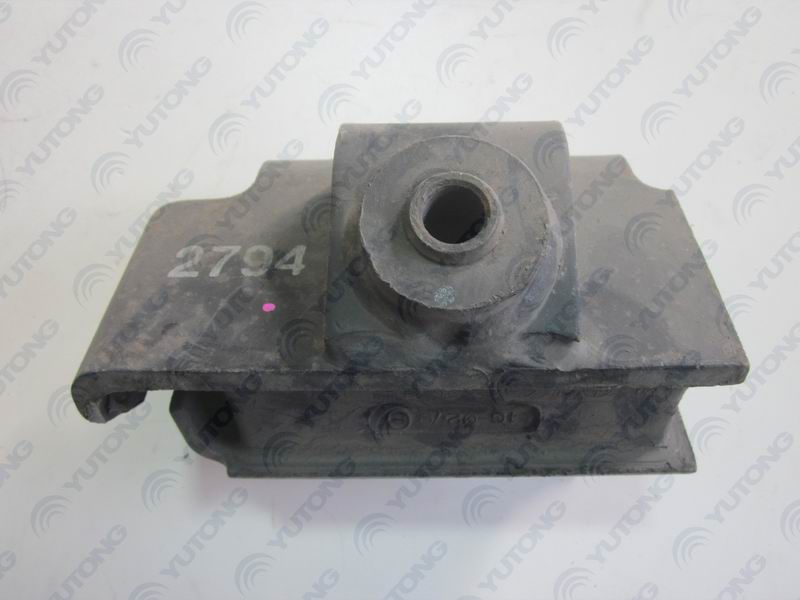 Задняя подушка двигателя (левая)