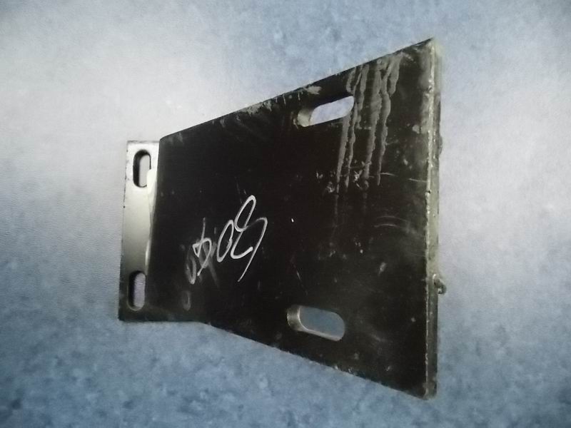 Front suspension bracket of engine (left)(20)-1