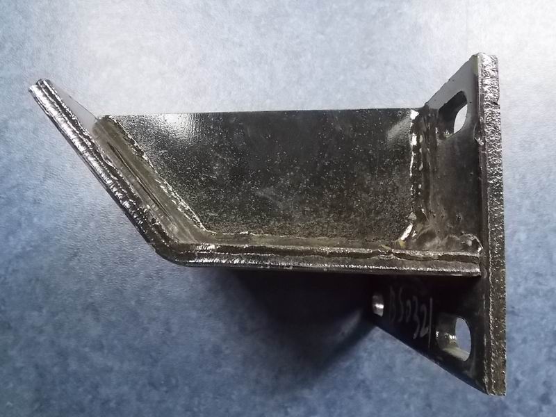 Front suspension lower left bracket (without paint)-2