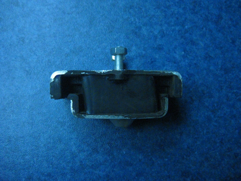 Front suspension pad assembly of engine-1