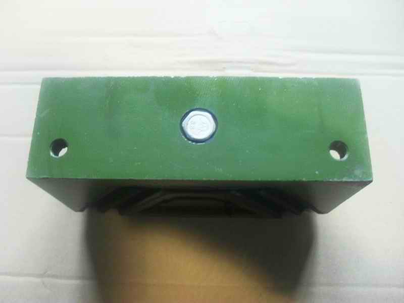 Engine suspension rubber pad, F structure, stiffness 1050-1