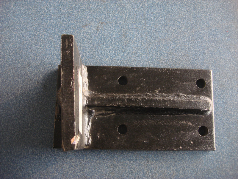 Задняя подвеска двигателя