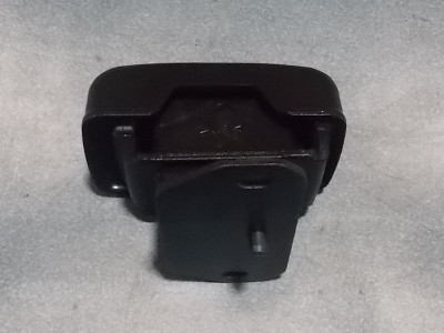 Front cushion of engine - right-2