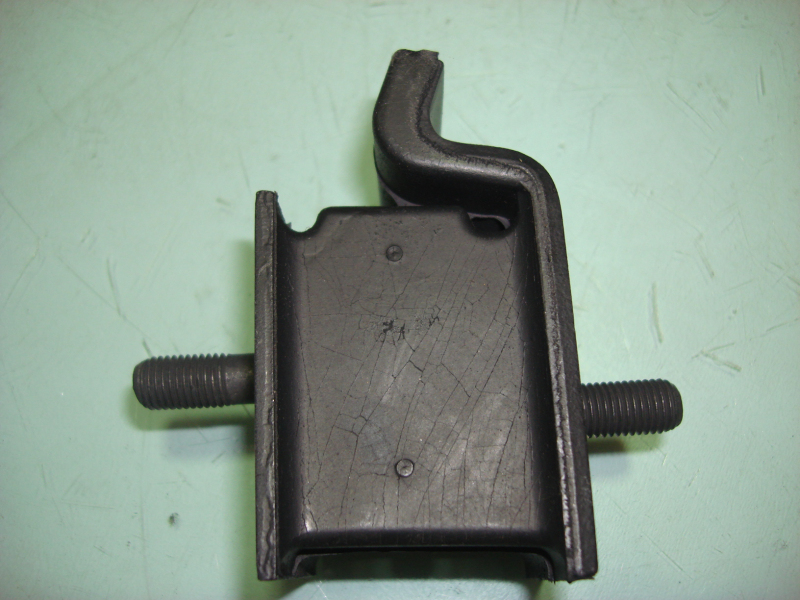 Rear soft pad of engine-2