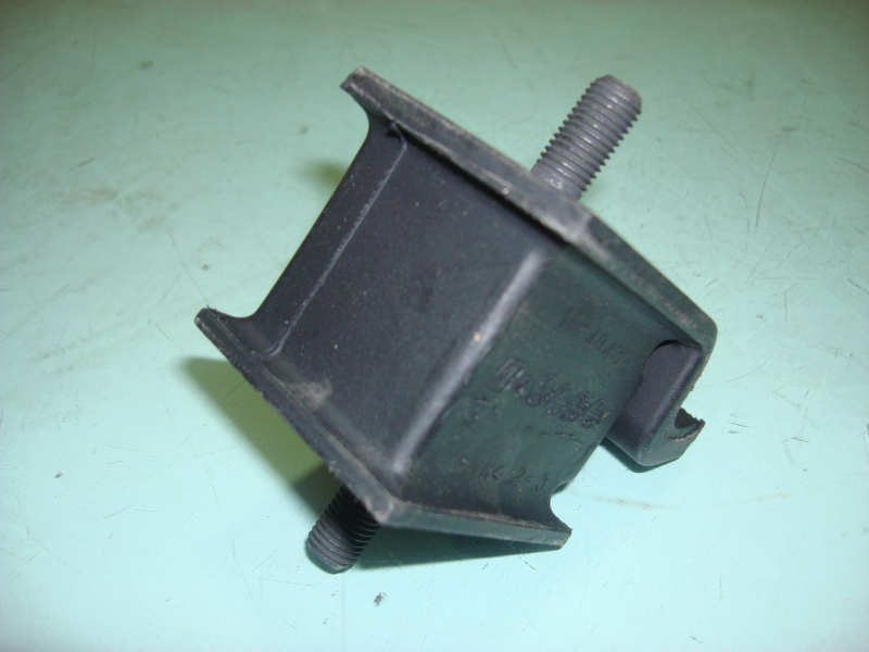 Rear soft pad of engine-3