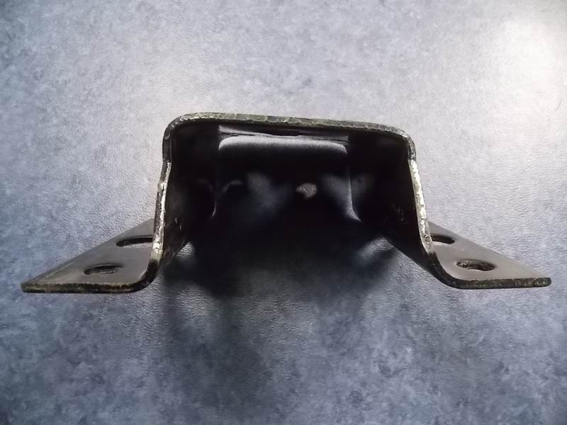 Задняя подвеска двигателя-правая-2