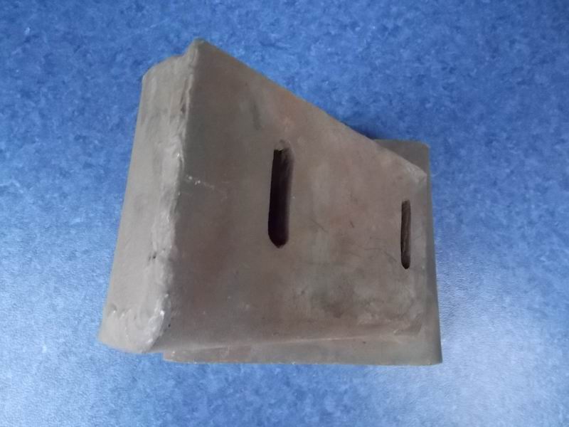 D Front suspension lower left bracket (20); without paint