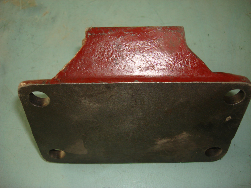 Front suspension bracket-left