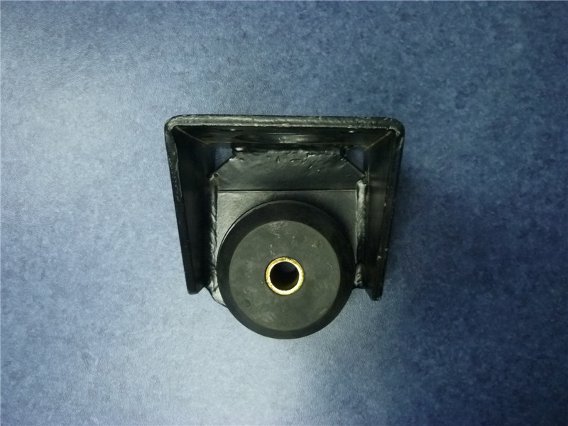 Left rear rubber pad-1