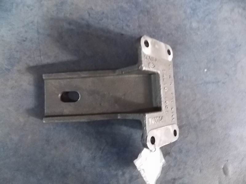 Lower bracket on front suspension of the engine (front 20) without paint