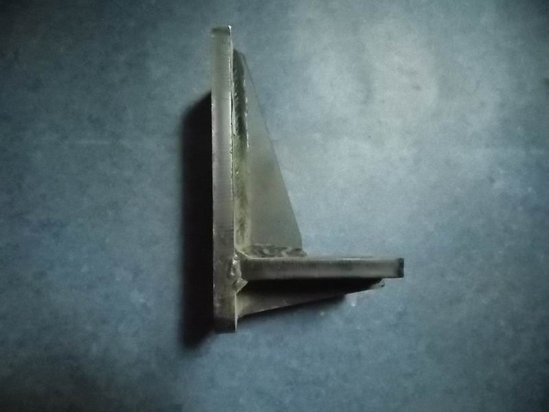 Engine rear suspension bracket (right)-1