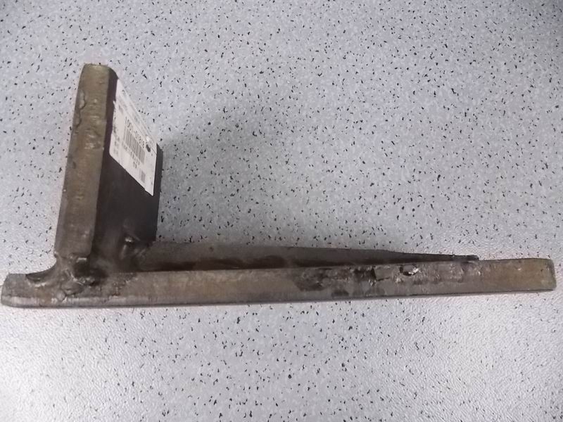 Задняя подвеска двигателя-2