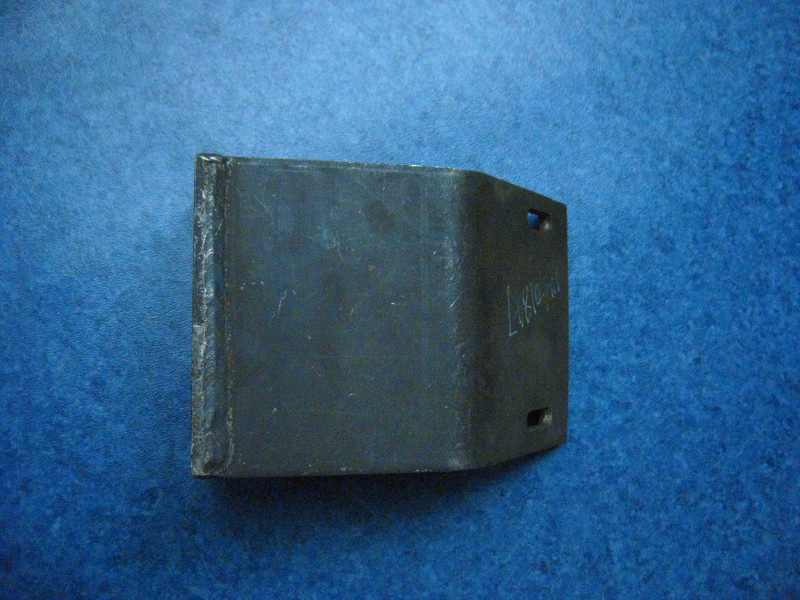 Нижний кронштейн передней подвески (левый) (процесс 20 ); без краски-2