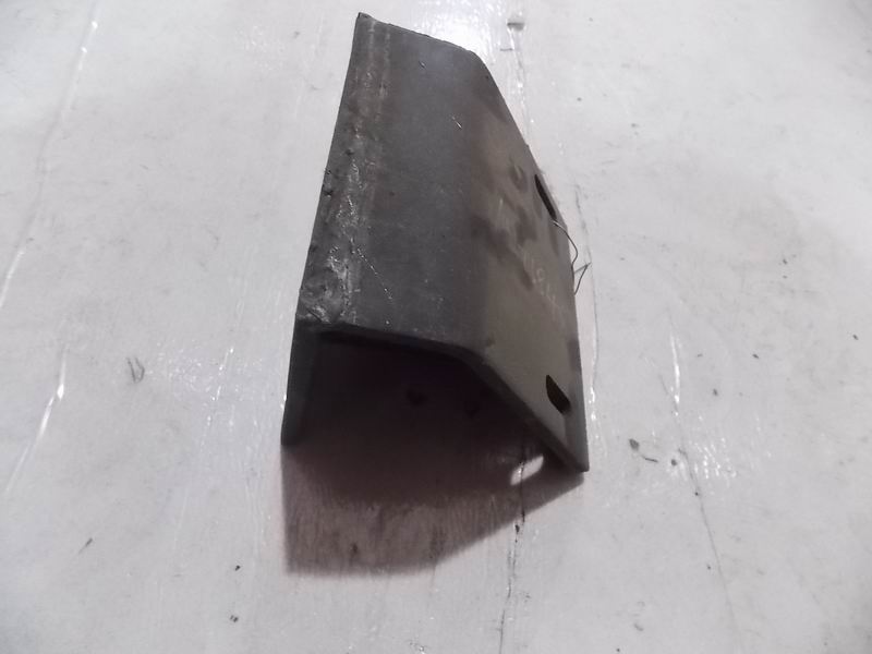 Front suspension lower bracket (right) (process 20); without paint-1