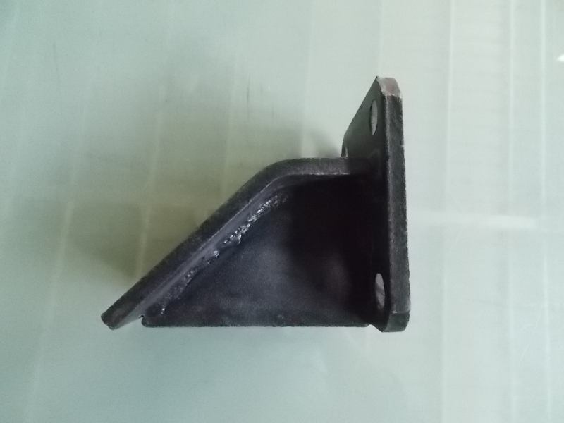 Front leg of the engine - right