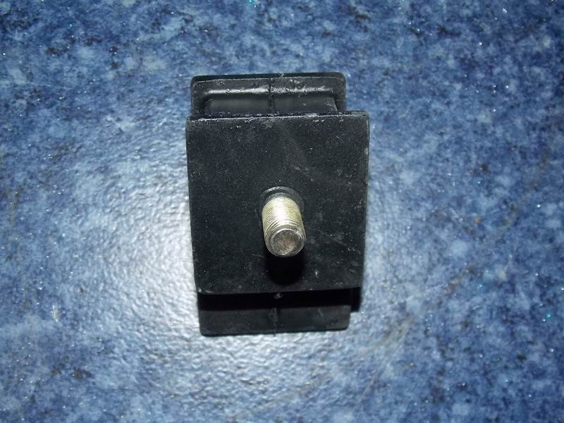 Engine rear suspension rubber pad assembly