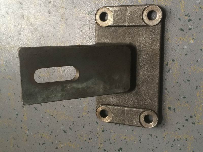 Engine suspension lower bracket, front left, 90, 19*55-1