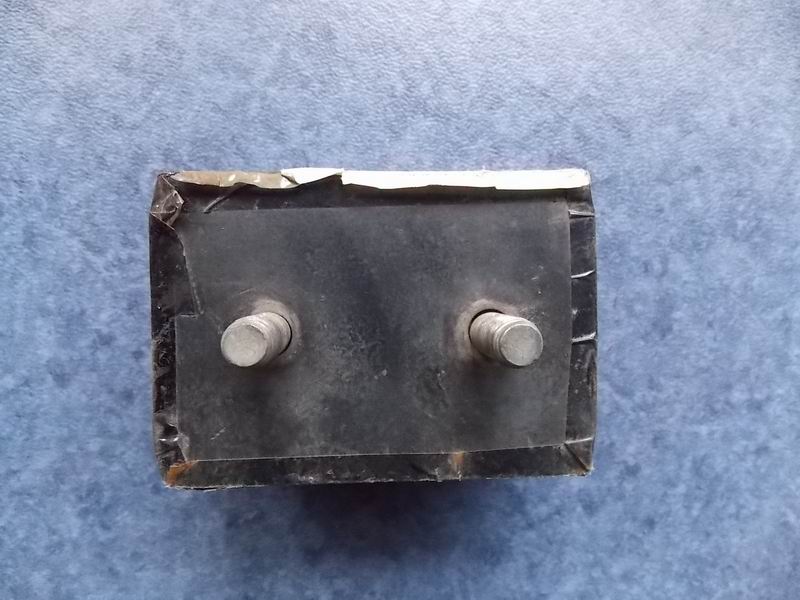 Front suspension pad assembly