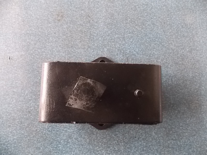 Front suspension pad assembly