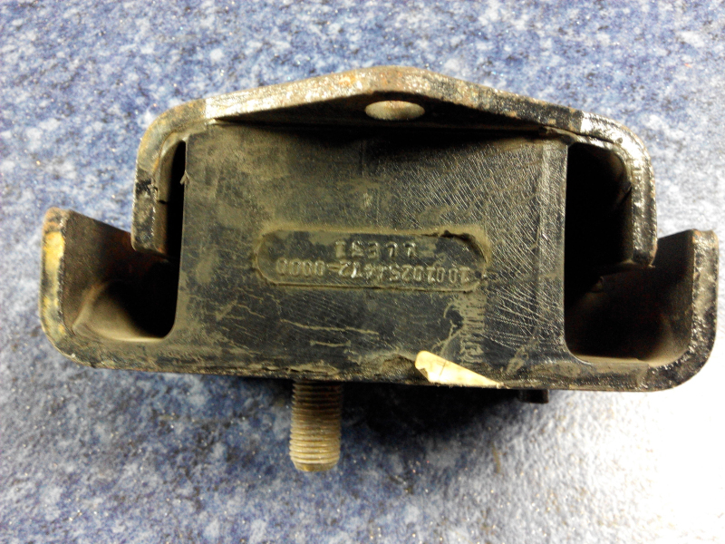 Подкладка передней подвески; доступен для 1001-12478 поколения