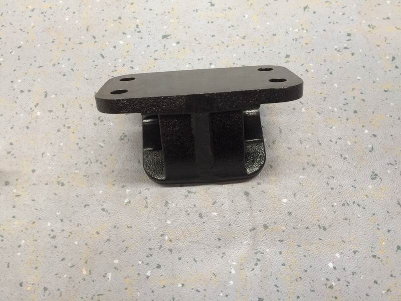 Front suspension bracket of engine; right-1