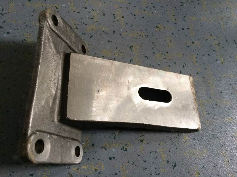 Engine suspension lower bracket, front left, 90, 19*55