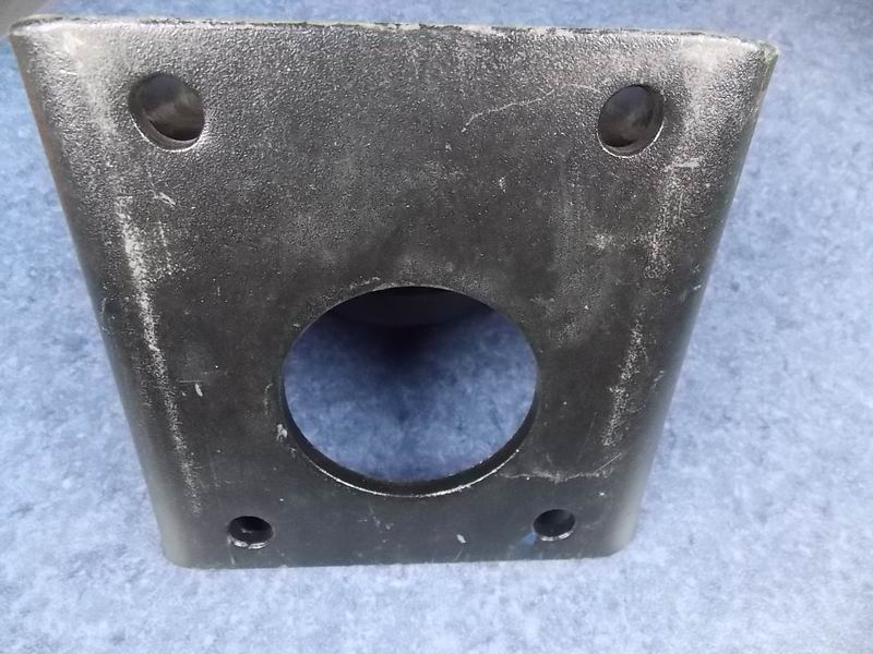 D The right rubber pad of the rear engine-1