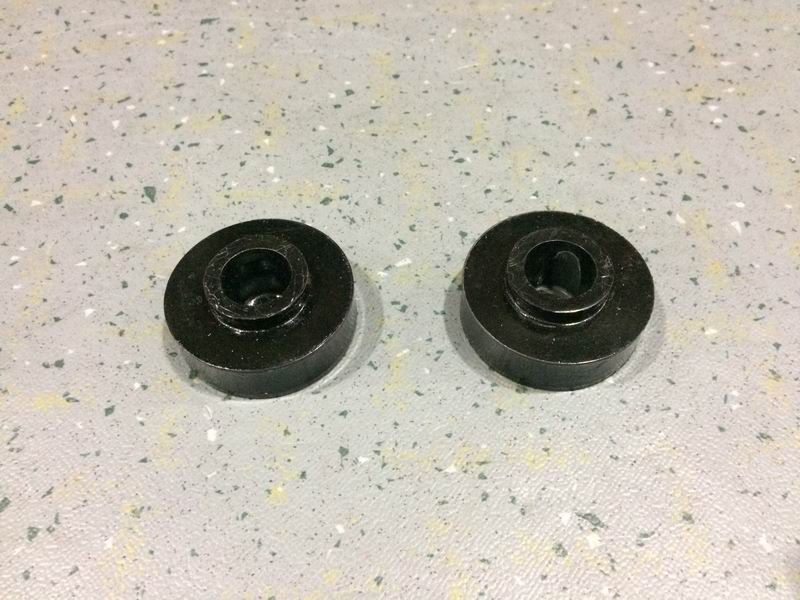 Front cushion assembly