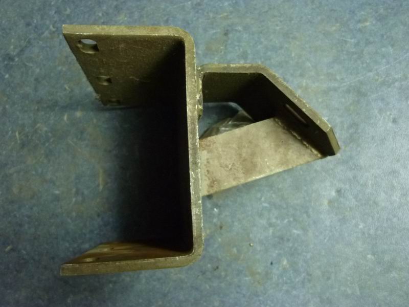 Front suspension lower right bracket (without paint)-1