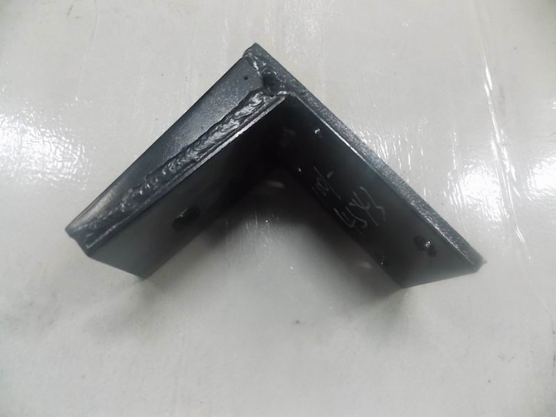 The upper right bracket is suspended behind the engine (electrophoresis)-2