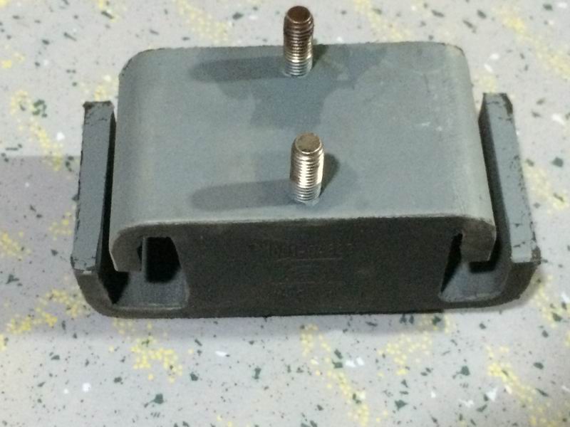 Powertrain suspension rubber pad, D structure, stiffness 630, thickness 60-1