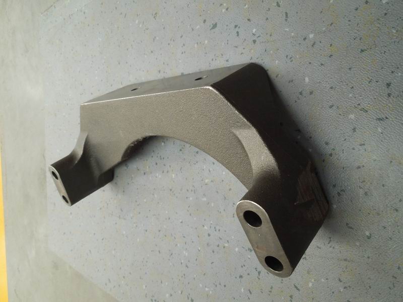 后悬置右上支架