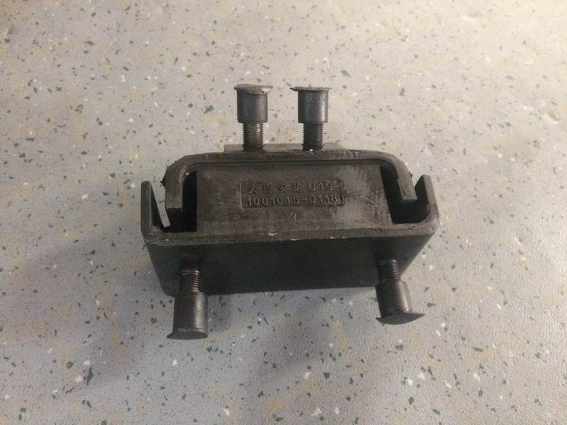 Подушка задней подвески в сборе