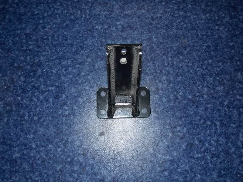 Задний кронштейн в сборе-1