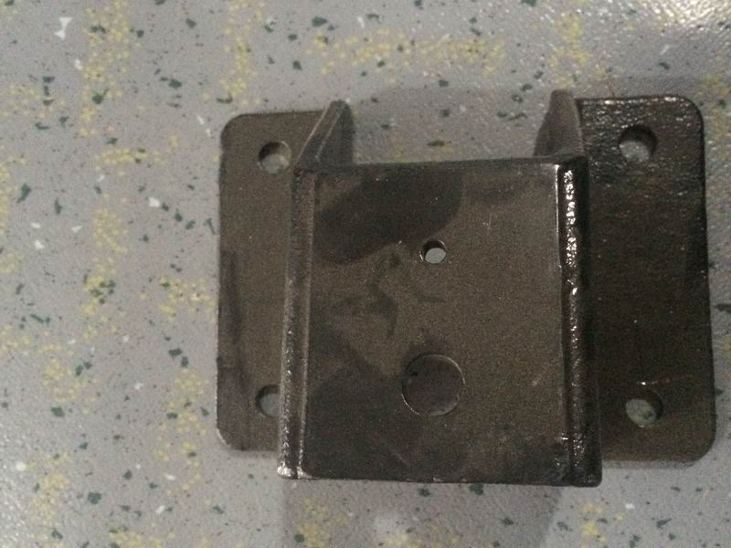 Engine suspension upper bracket