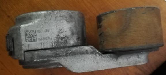 Автоматическое натяжное колесо