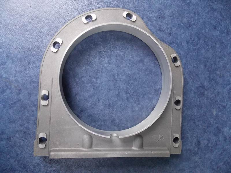 Crankshaft rear oil seal seat