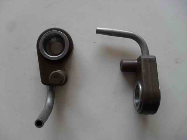 Piston cooling nozzle