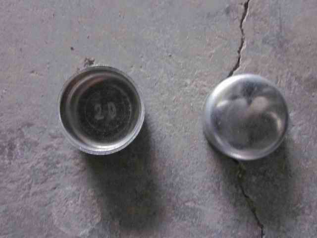 Bowl-shaped plug; available for 1009-00423 generations