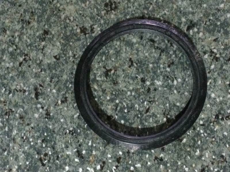 Front oil seal dust ring