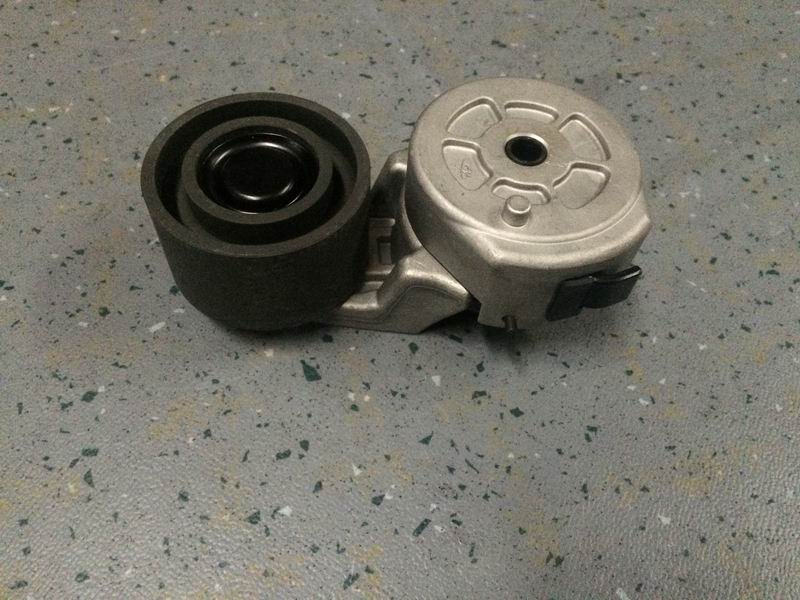 Натяжной ролик в сборе