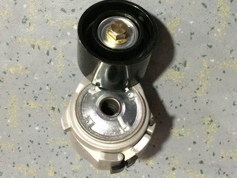 Натяжной ролик; можно заменить на 1025-00778-1