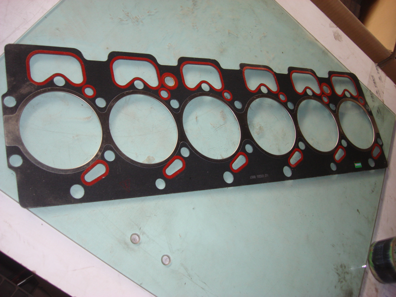 Cylinder head gasket