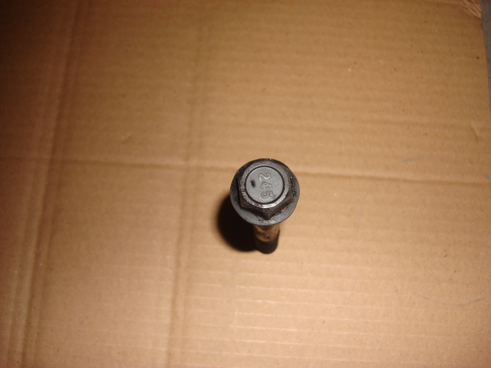 Cylinder head bolt (short)-1