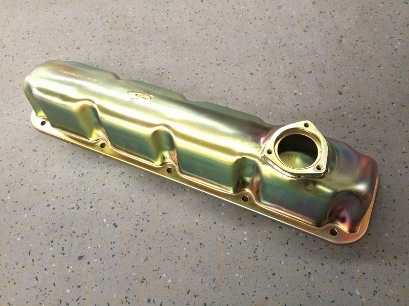 Крышка клапанной камеры