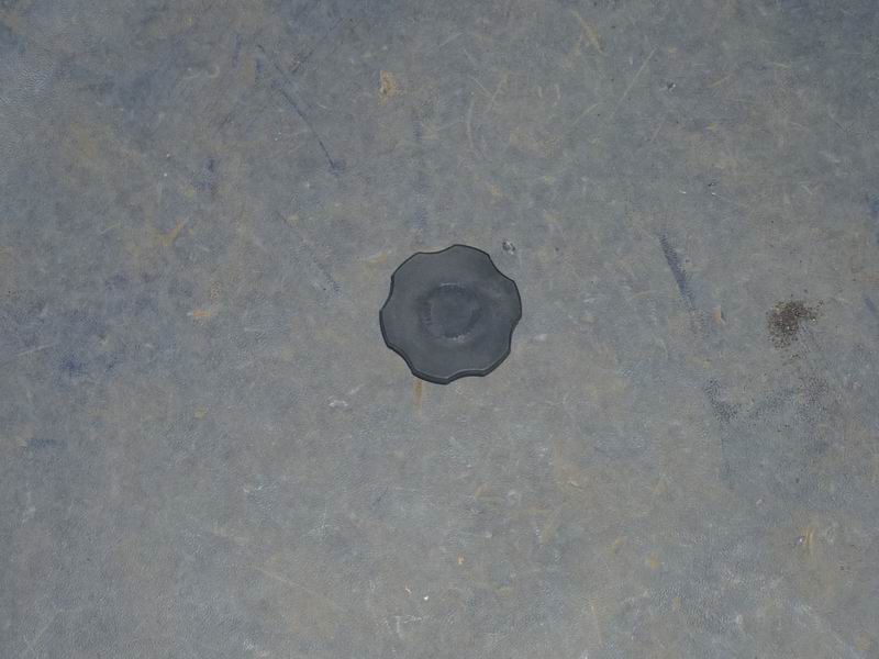 Добавить масляную крышку