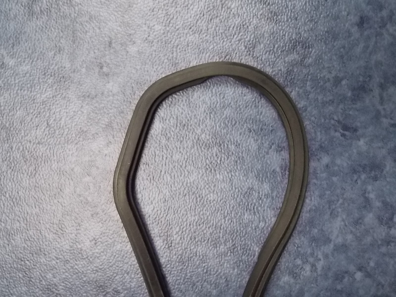 Gas seal strip-cylinder head cover-1