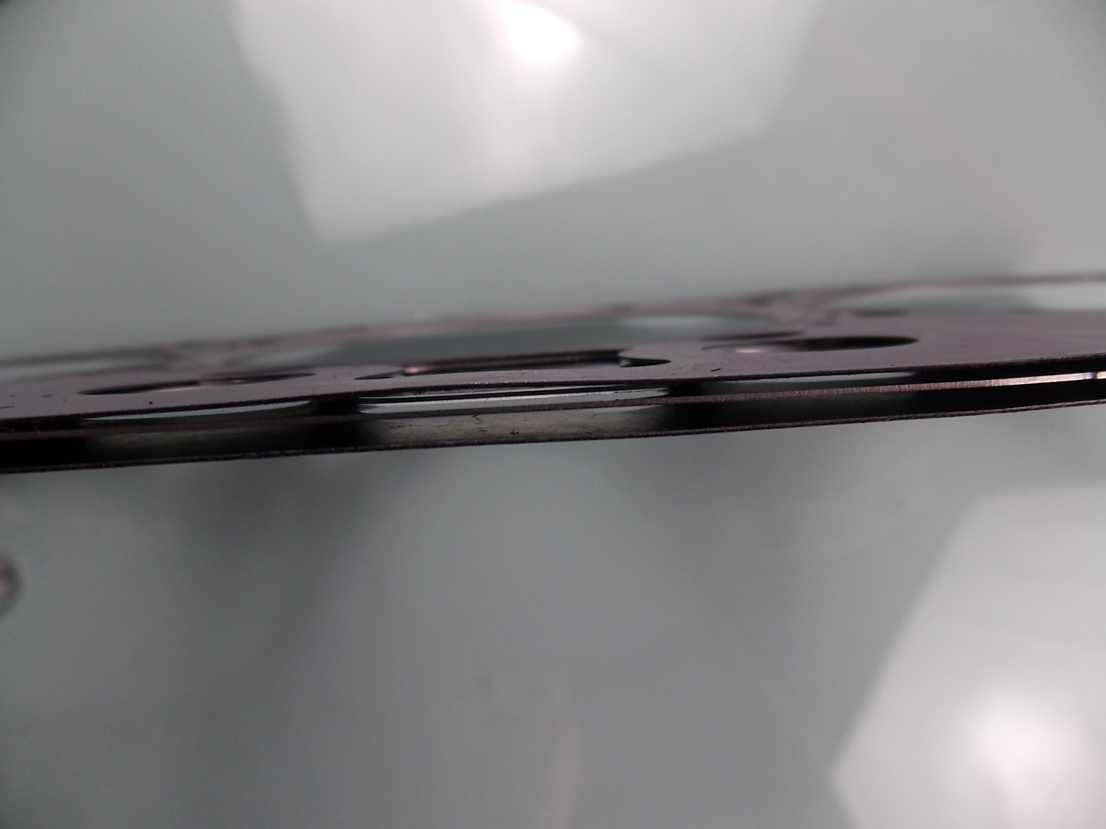 Cylinder head gasket-front-2